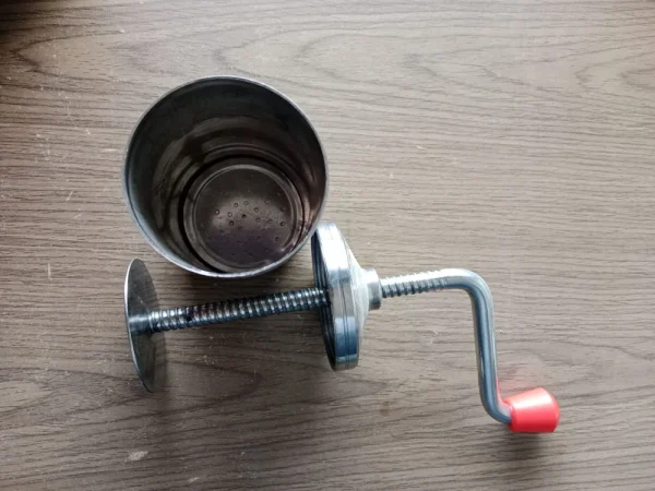 Stainless Steel Sev Sancha - Image 2